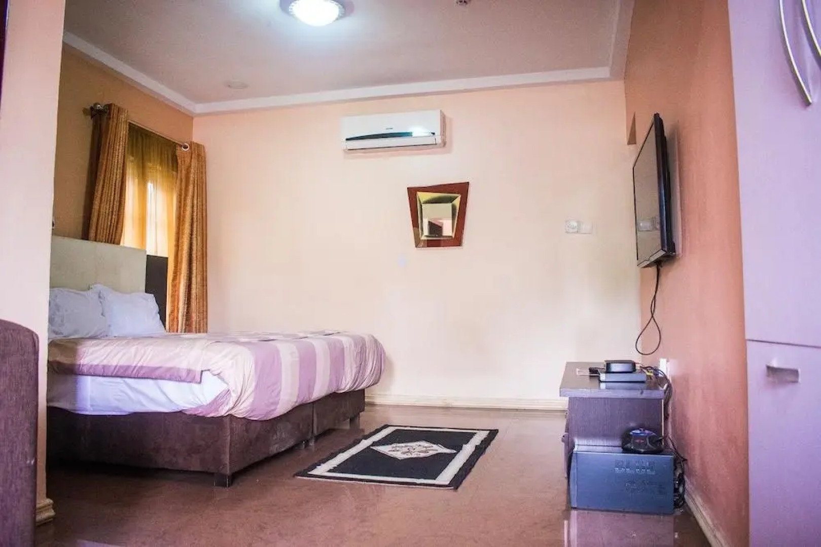 Aeroville Apartments