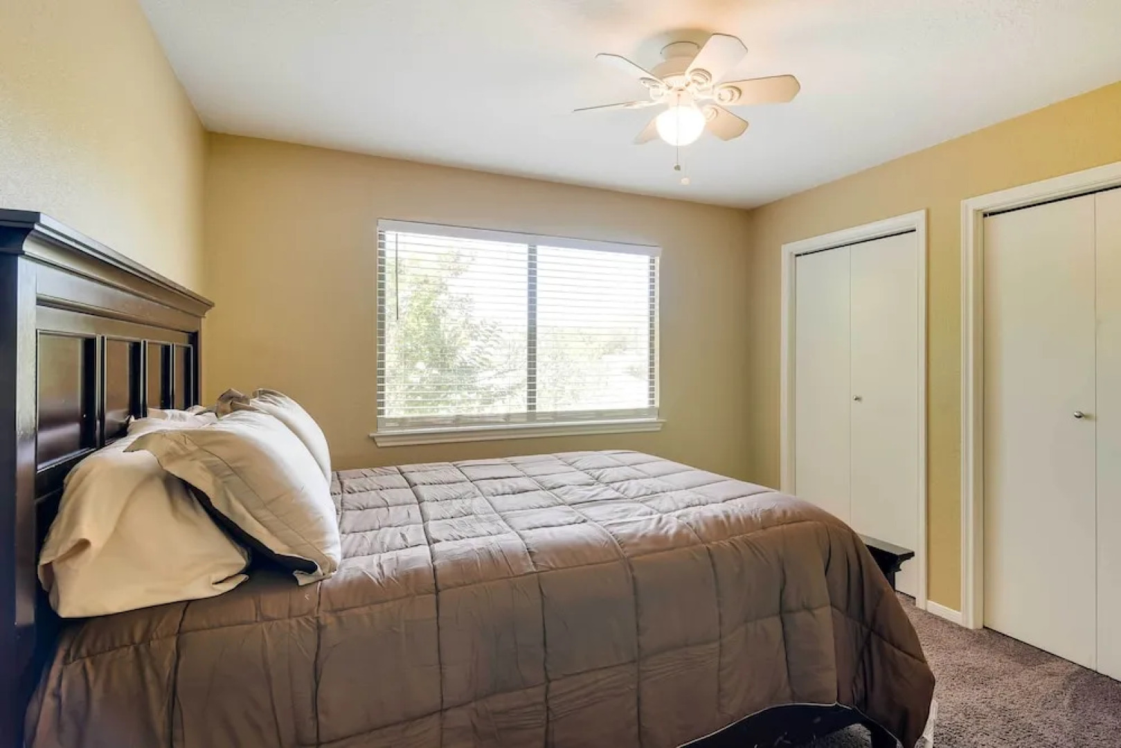 Expansive Texas City Retreat ~ 16 Mi to Galveston!