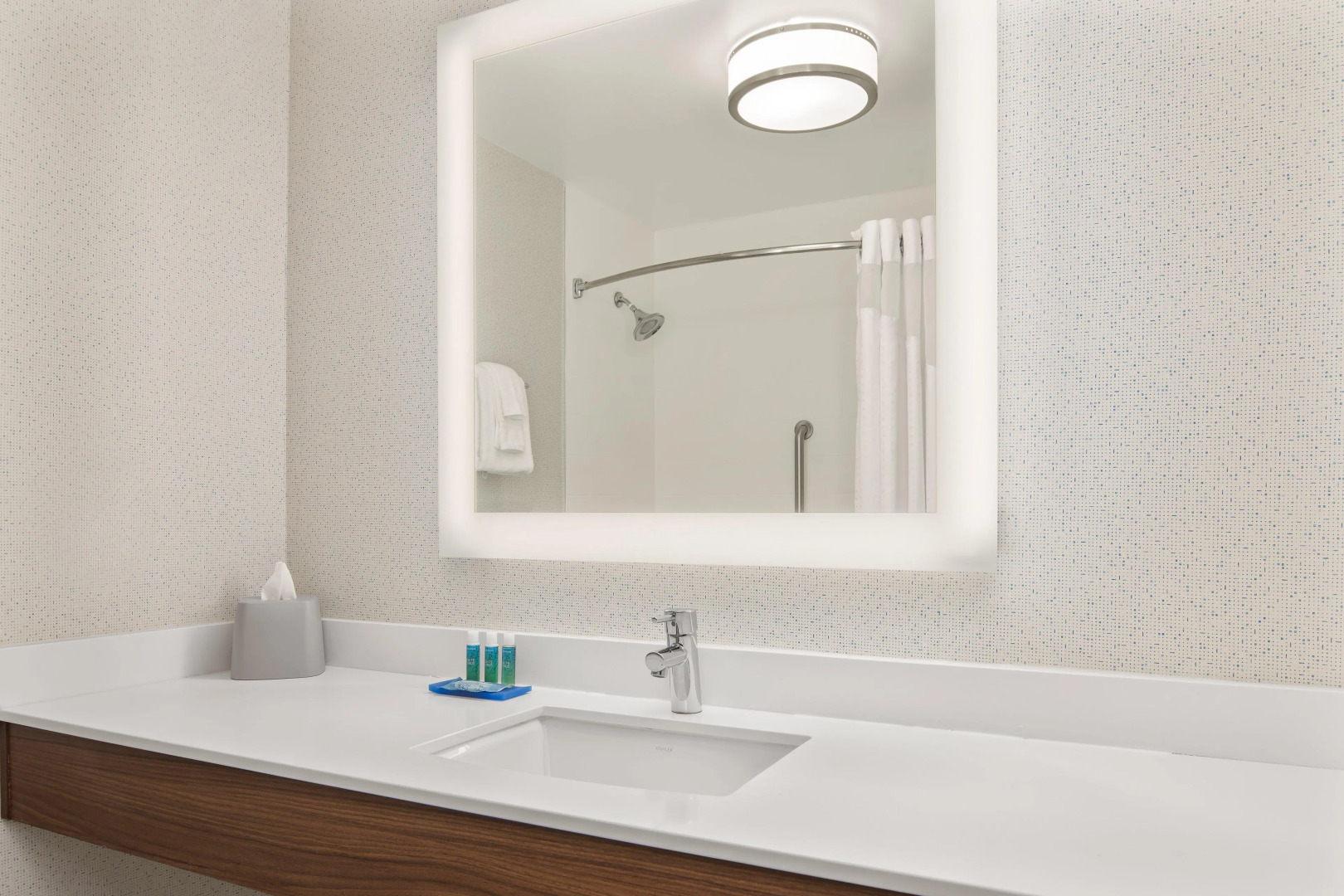 Holiday Inn Express Hotel Sacramento Airport Natomas by IHG