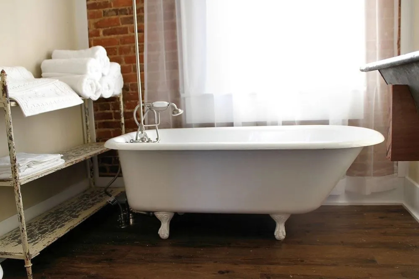 Wild Daisy Farm Bed & Breakfast