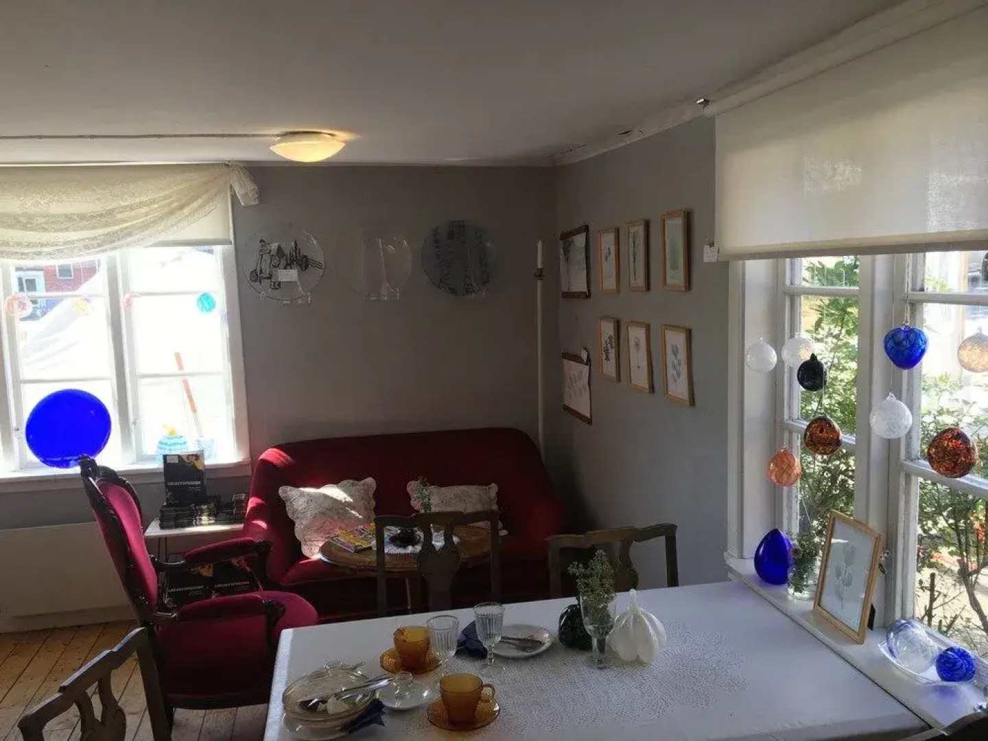 Cafe Sergel Bed & Breakfast