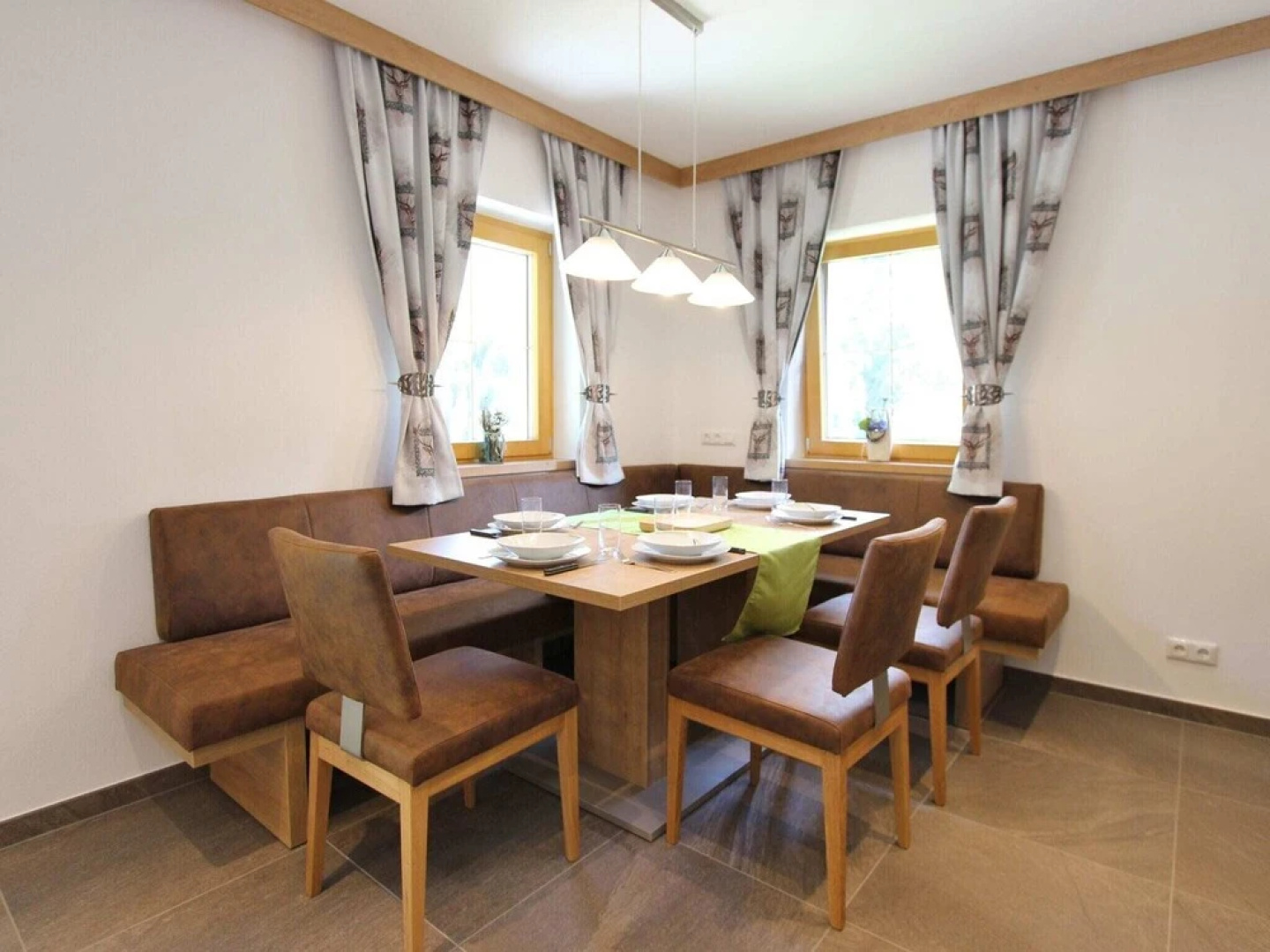 Spacious Apartment in Saalbach with Ski Boot Heaters