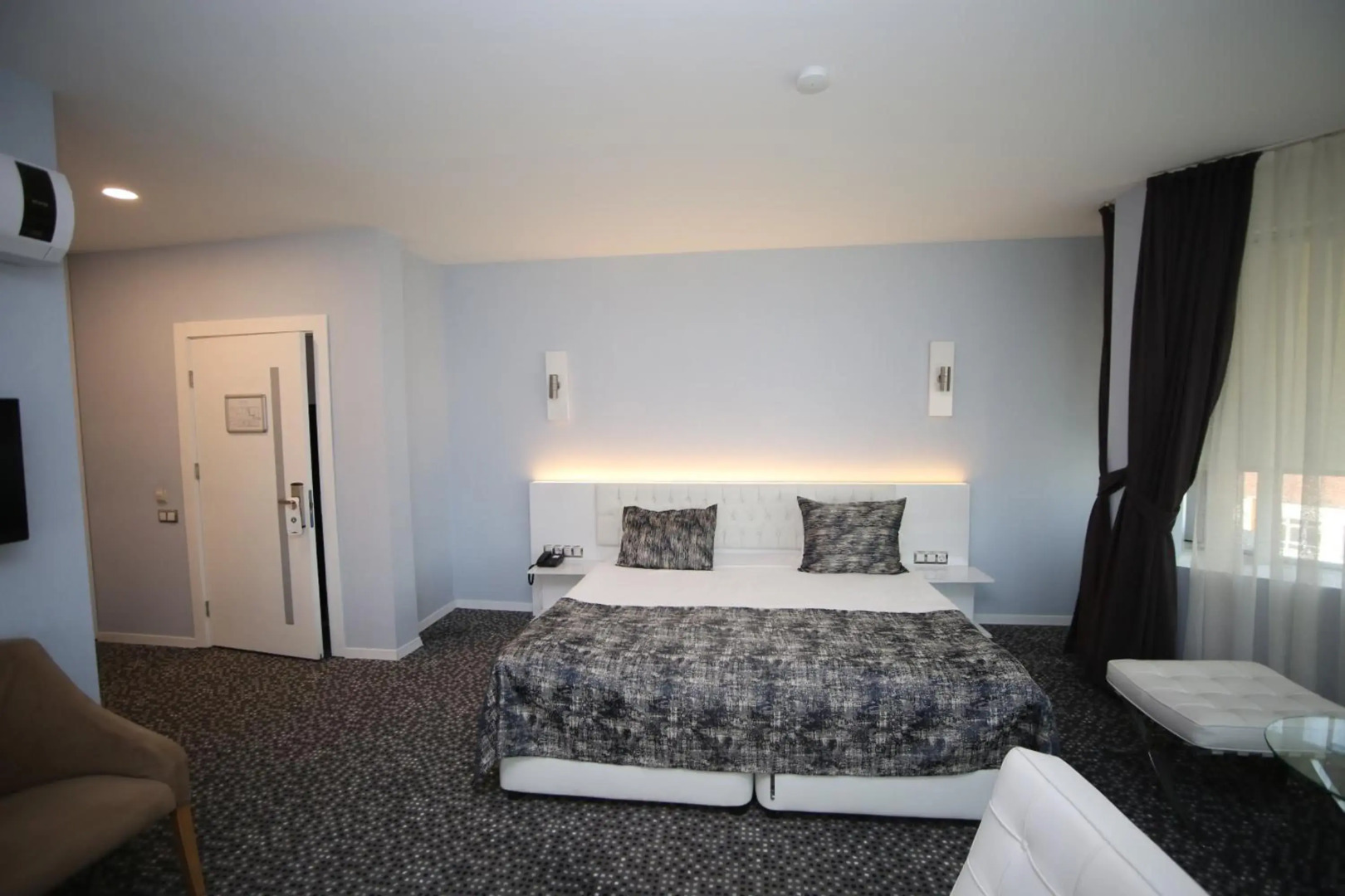 Nesta Boutique Hotel