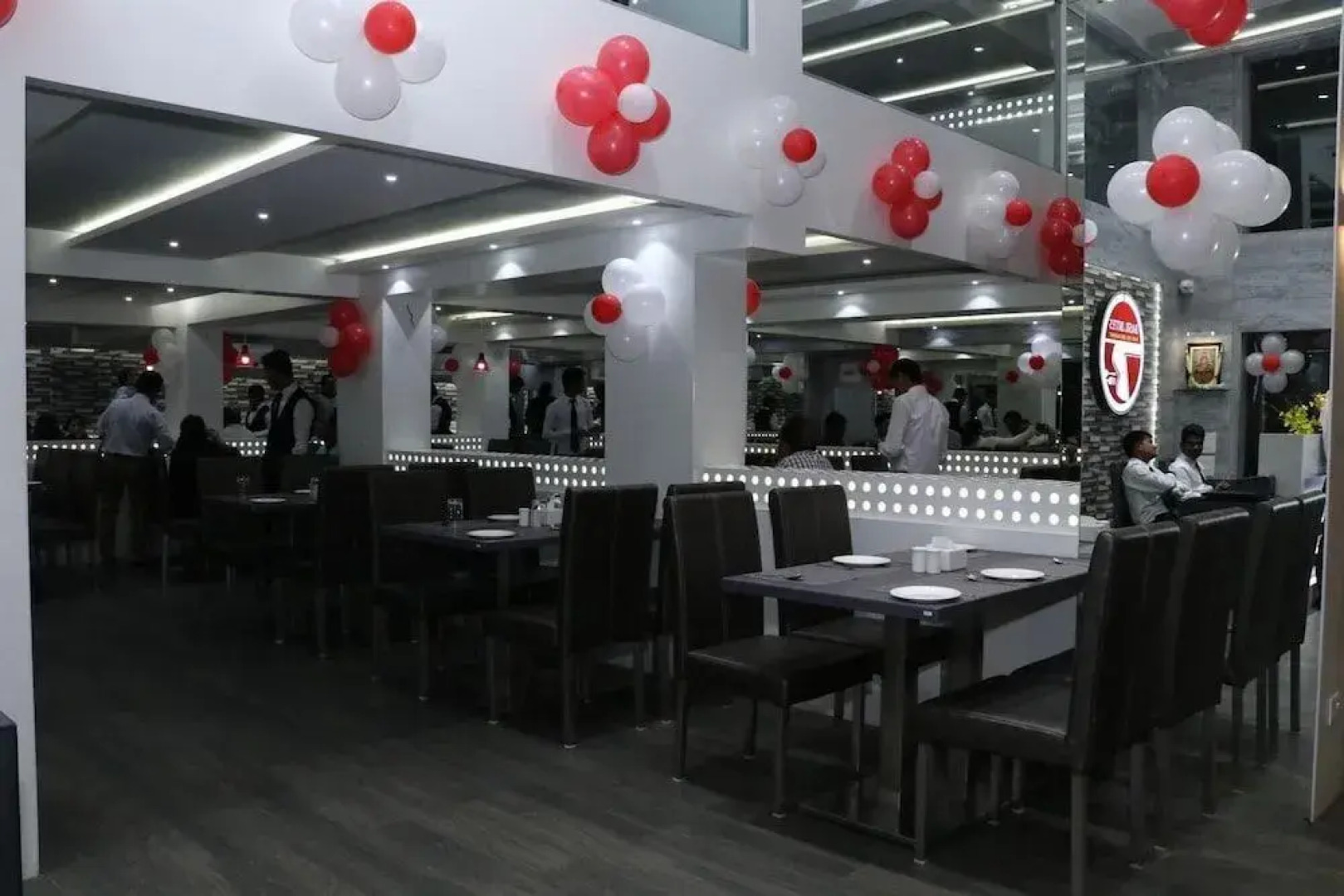 Hotel Palms Residency