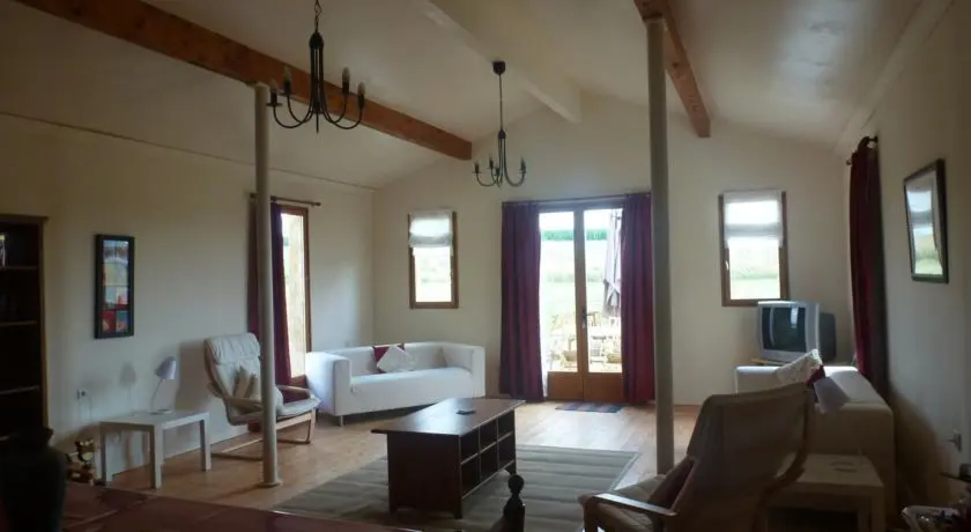 Hirondelle Holiday Home