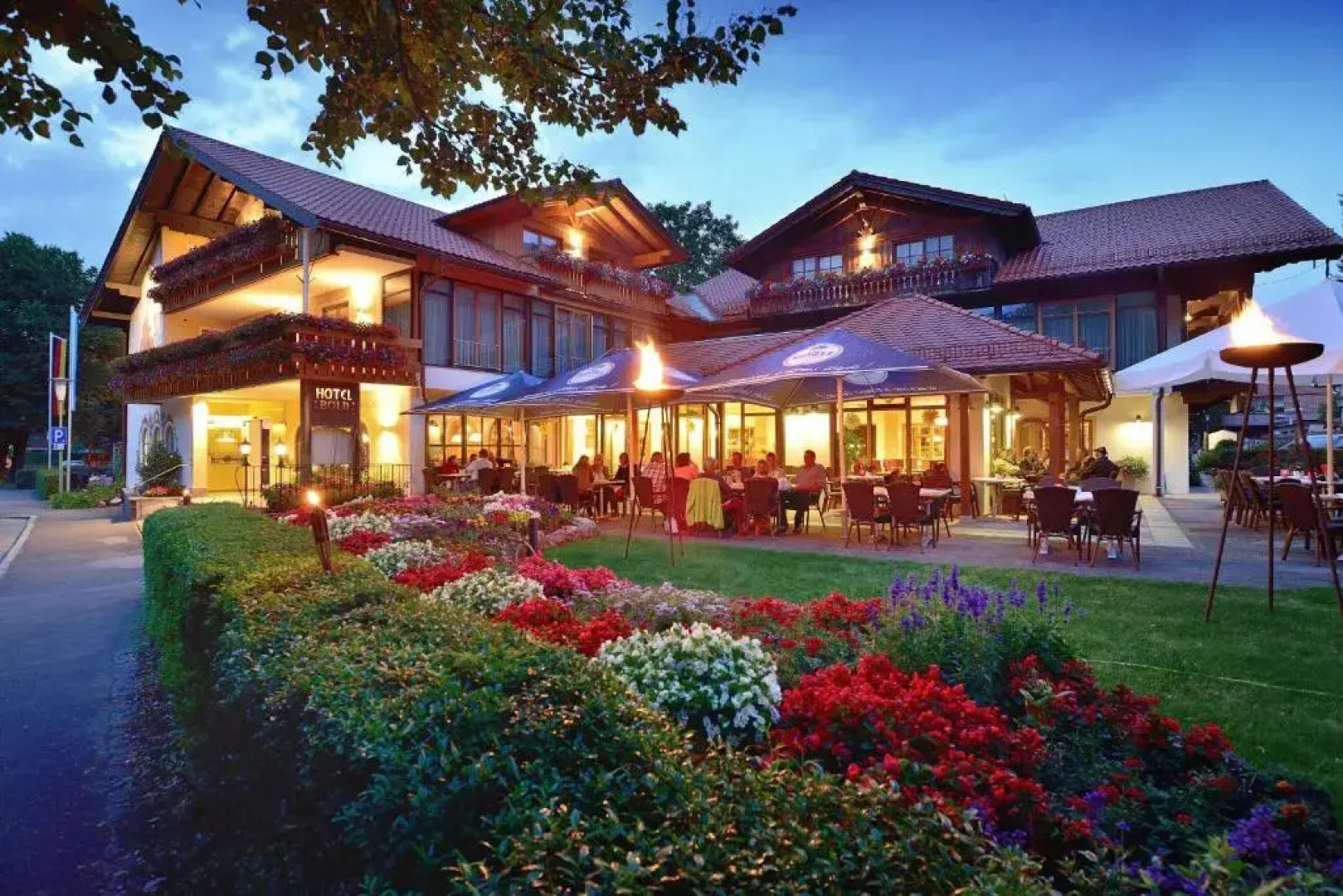 Landhotel Böld and Restaurant Uhrmacher Oberammergau