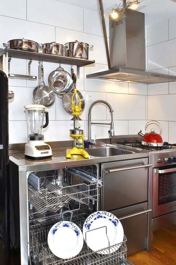 Luxury Apartments Delft V History Written