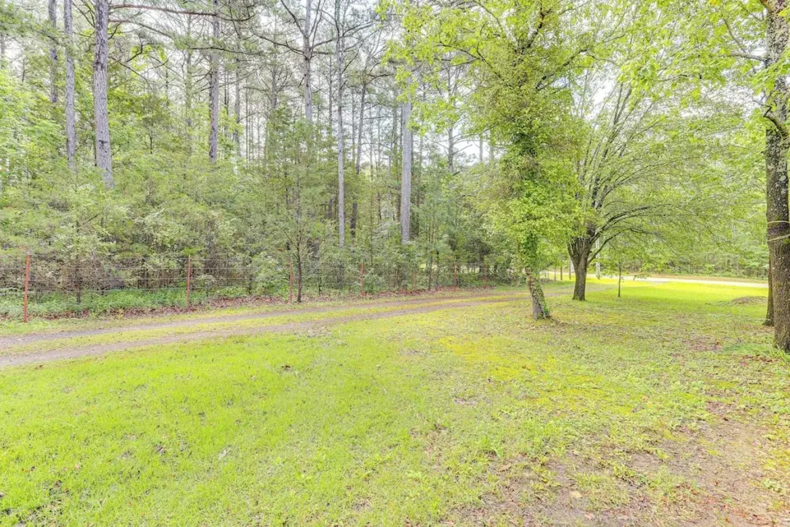 Tumbling Shoals Cabin < 1 Mi to Beaches & Boating!