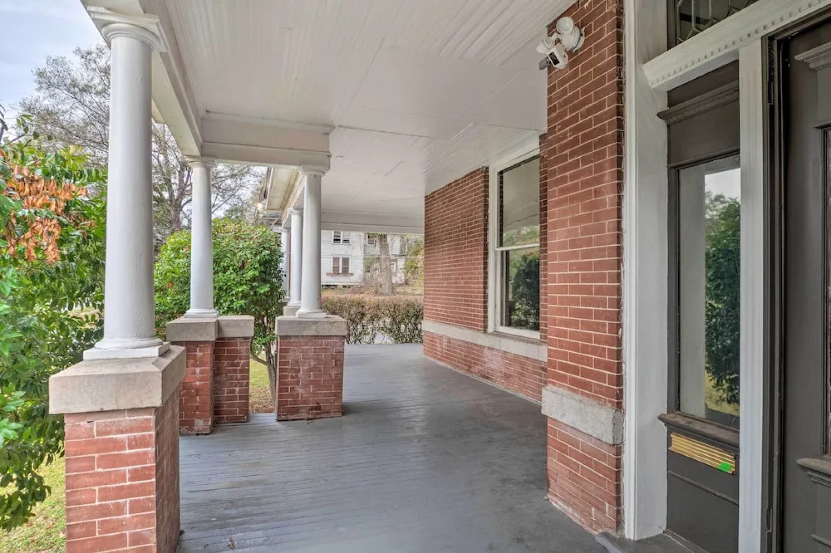 Pet-friendly Shreveport Home ~ 1 Mile to Downtown!