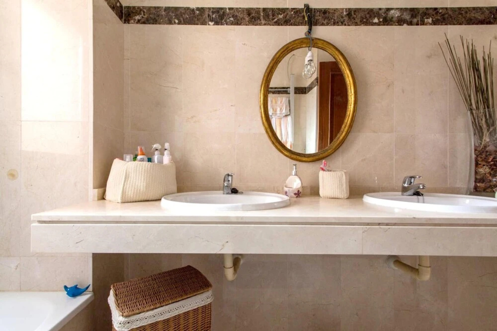 Apartment With 2 Bedrooms in Mairena del Aljarafe, With Shared Pool, Balcony and Wifi