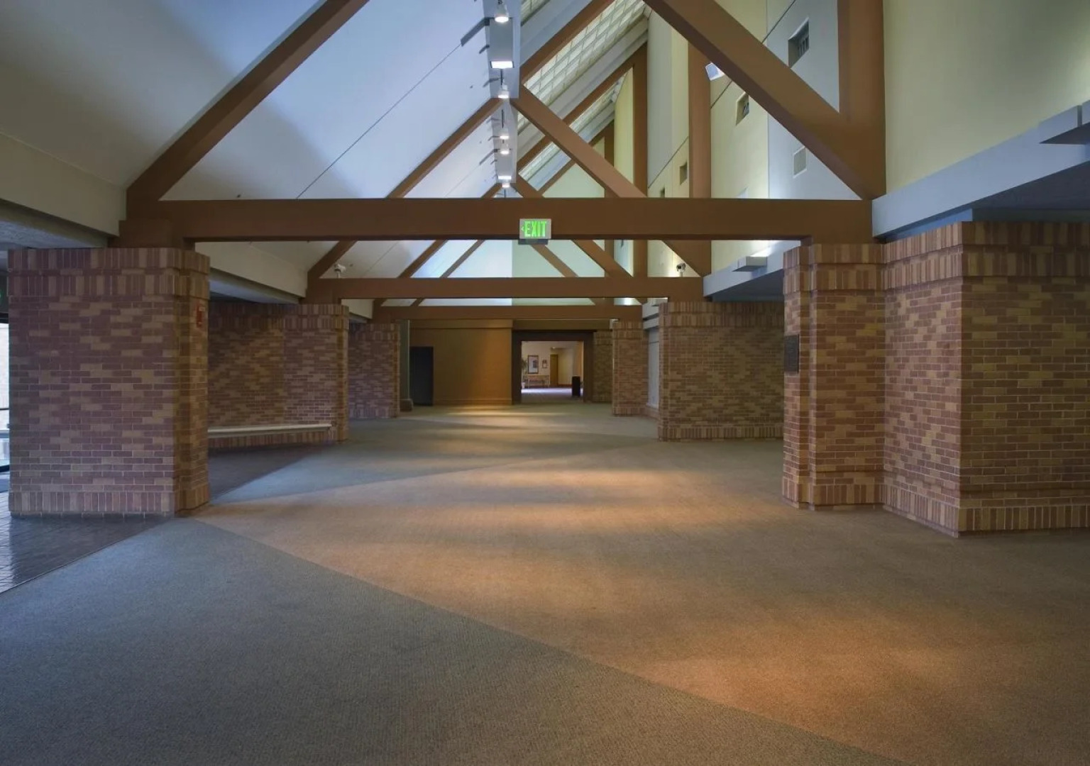 DoubleTree by Hilton Hotel Modesto