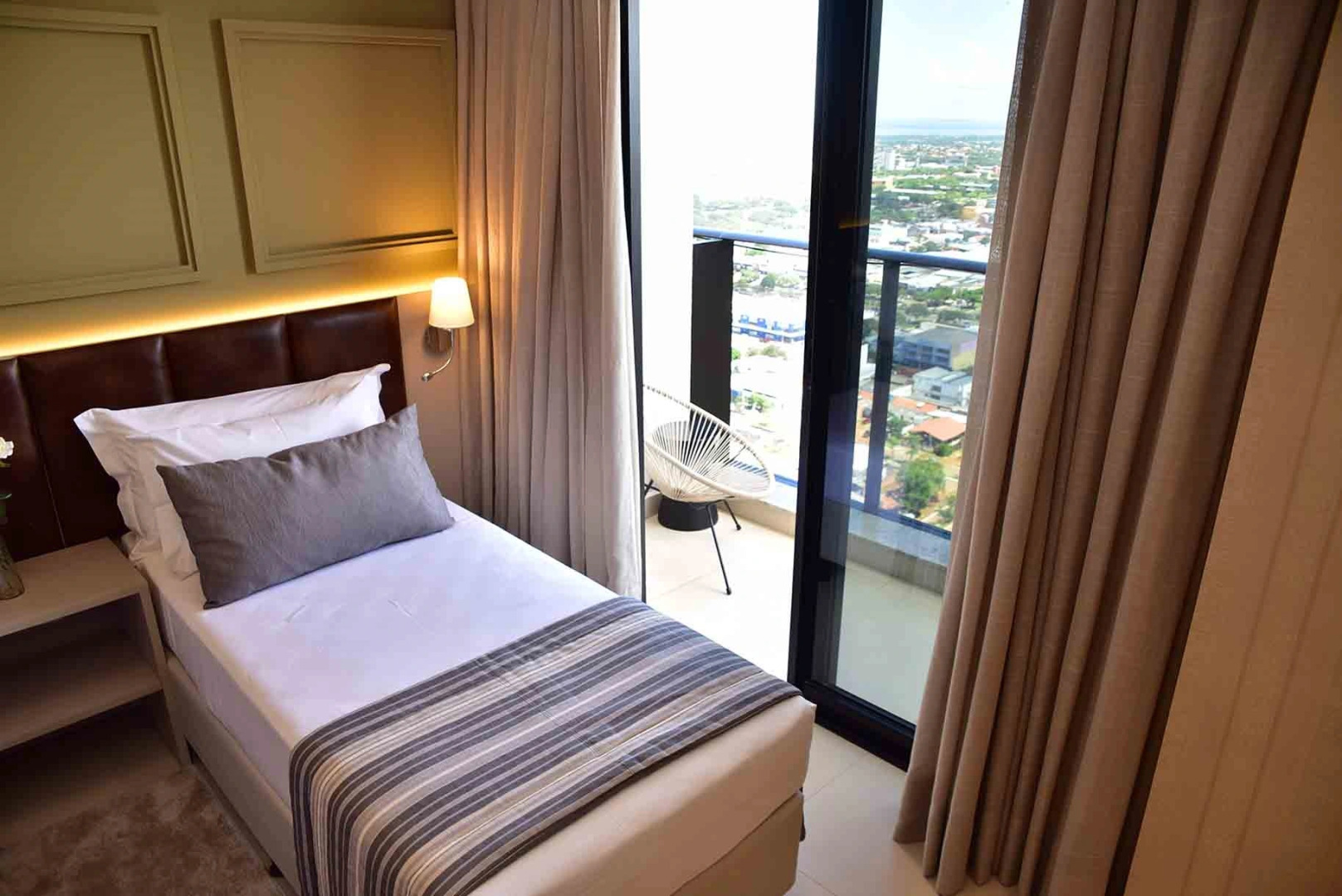 HPlus Premium Palmas