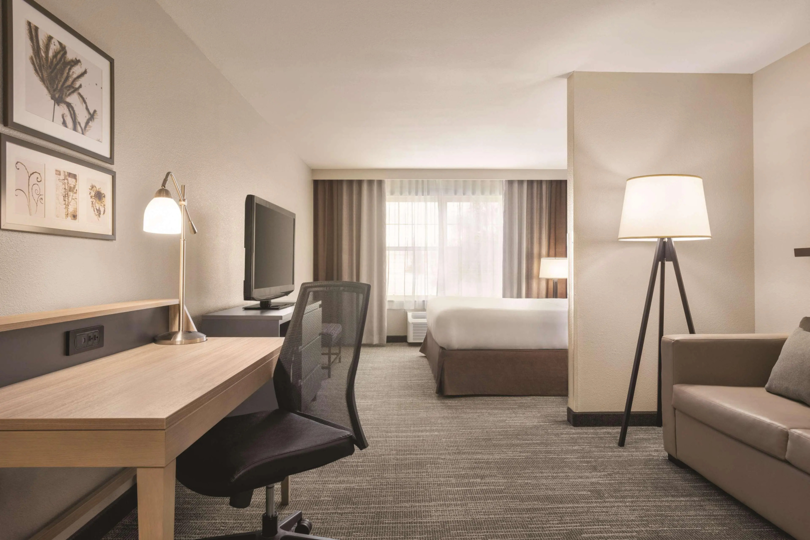 Country Inn & Suites by Radisson, Dubuque, IA