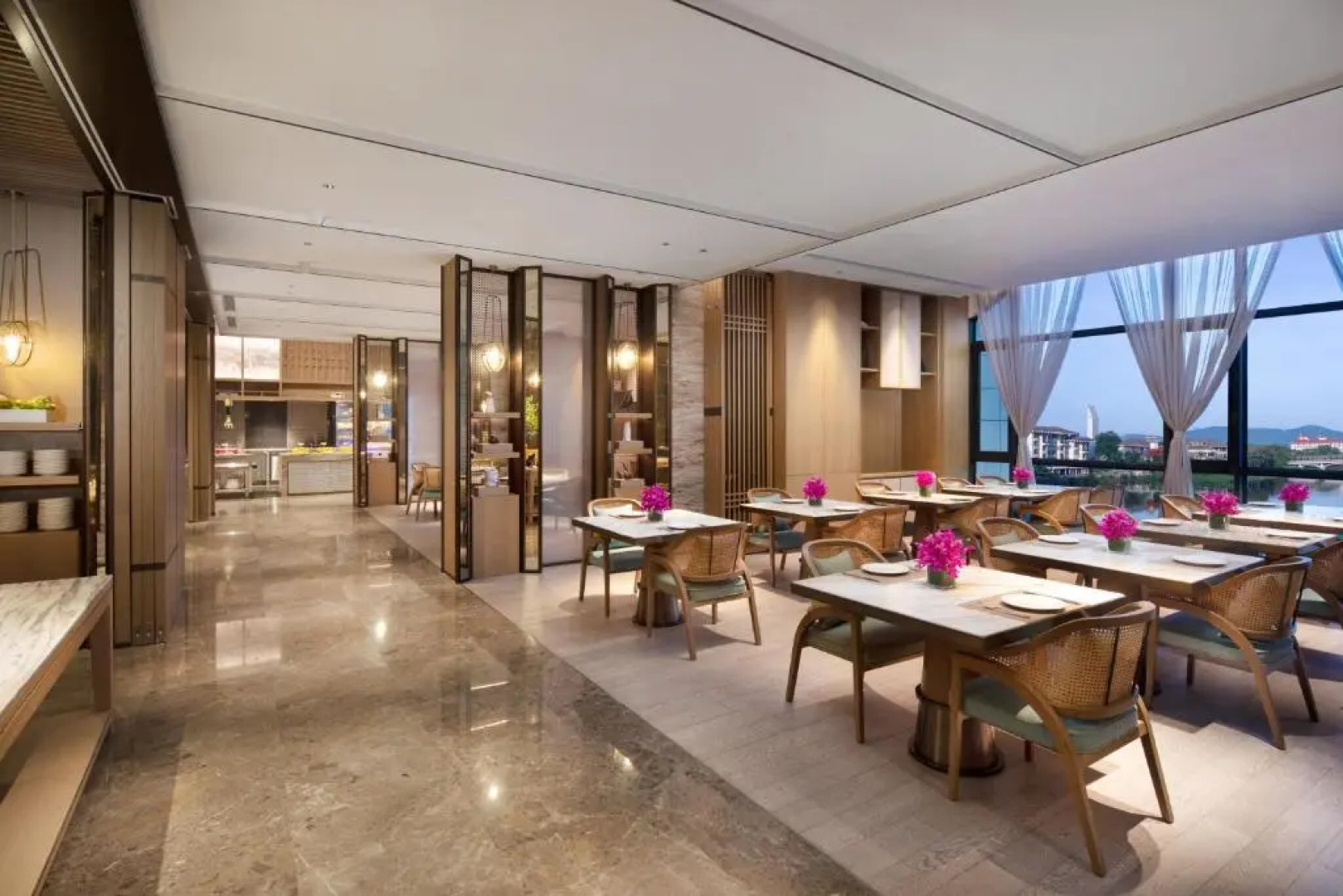 Holiday Inn Hotel and Suites Sanya Yalong Bay by IHG