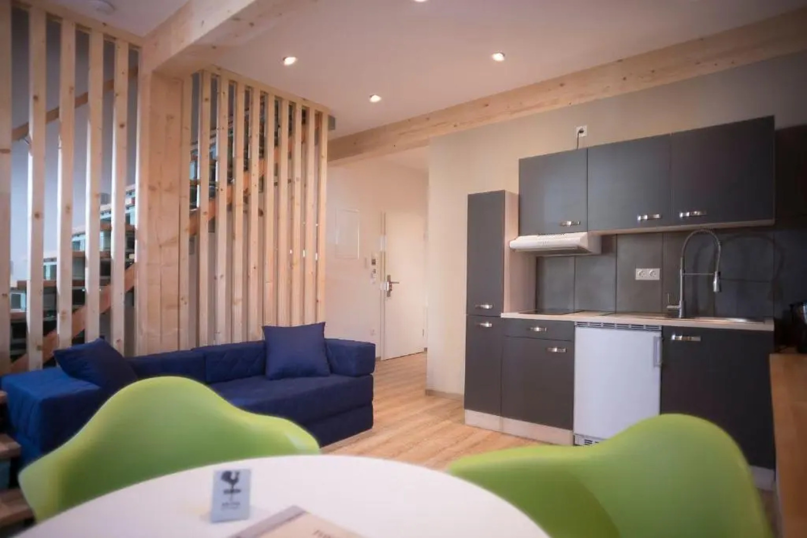 Der-einstige-TAUBENSCHLAG-in-der-Hofstallung-2-geschossiges-Deluxe-Maisonette-Apartment