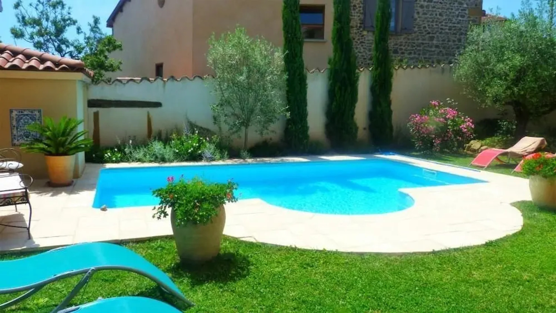 Au Coeur Du Beaujolais