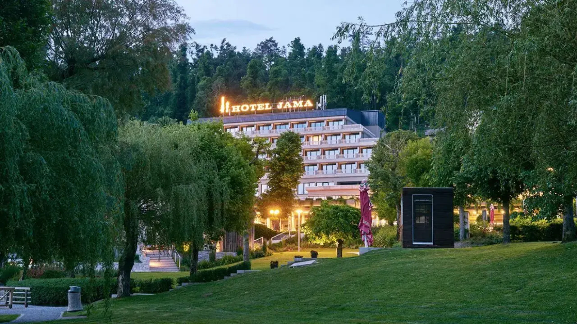Postojna Cave Hotel Jama