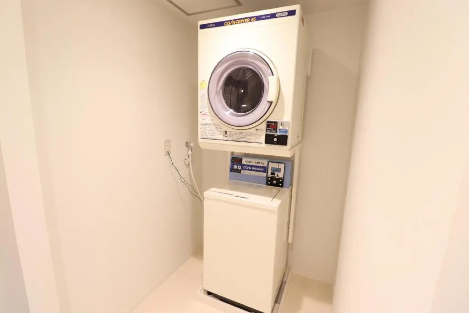 Leo Yu Capsule Hotel Nishifunabashi