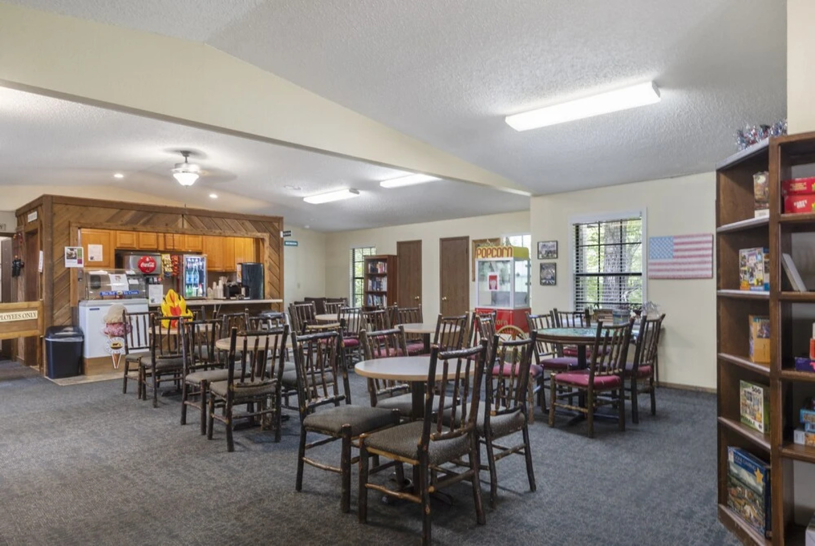 Serene Escape at Table Rock Lake