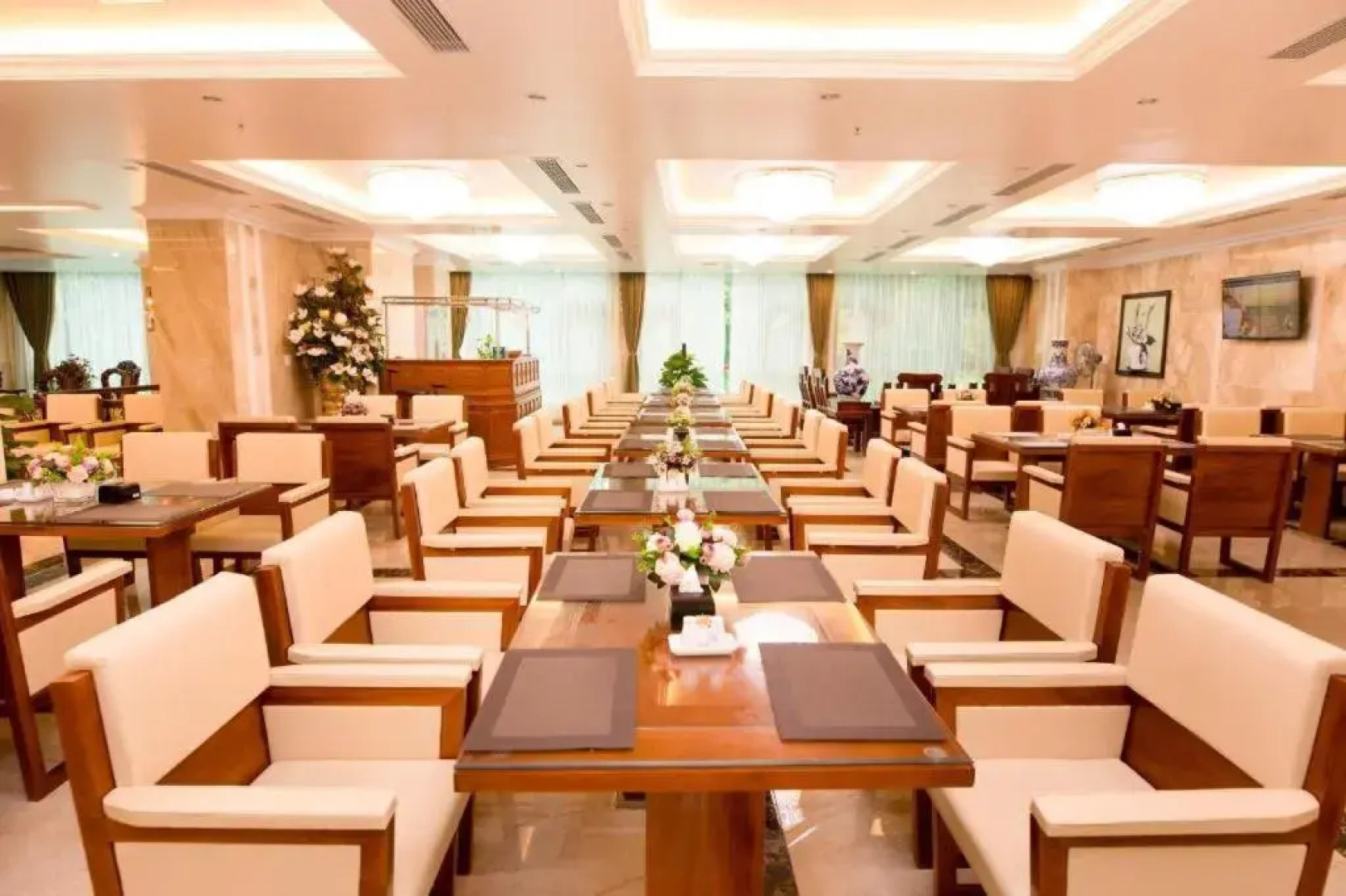 LakeSide 1 Hotel Nam Định