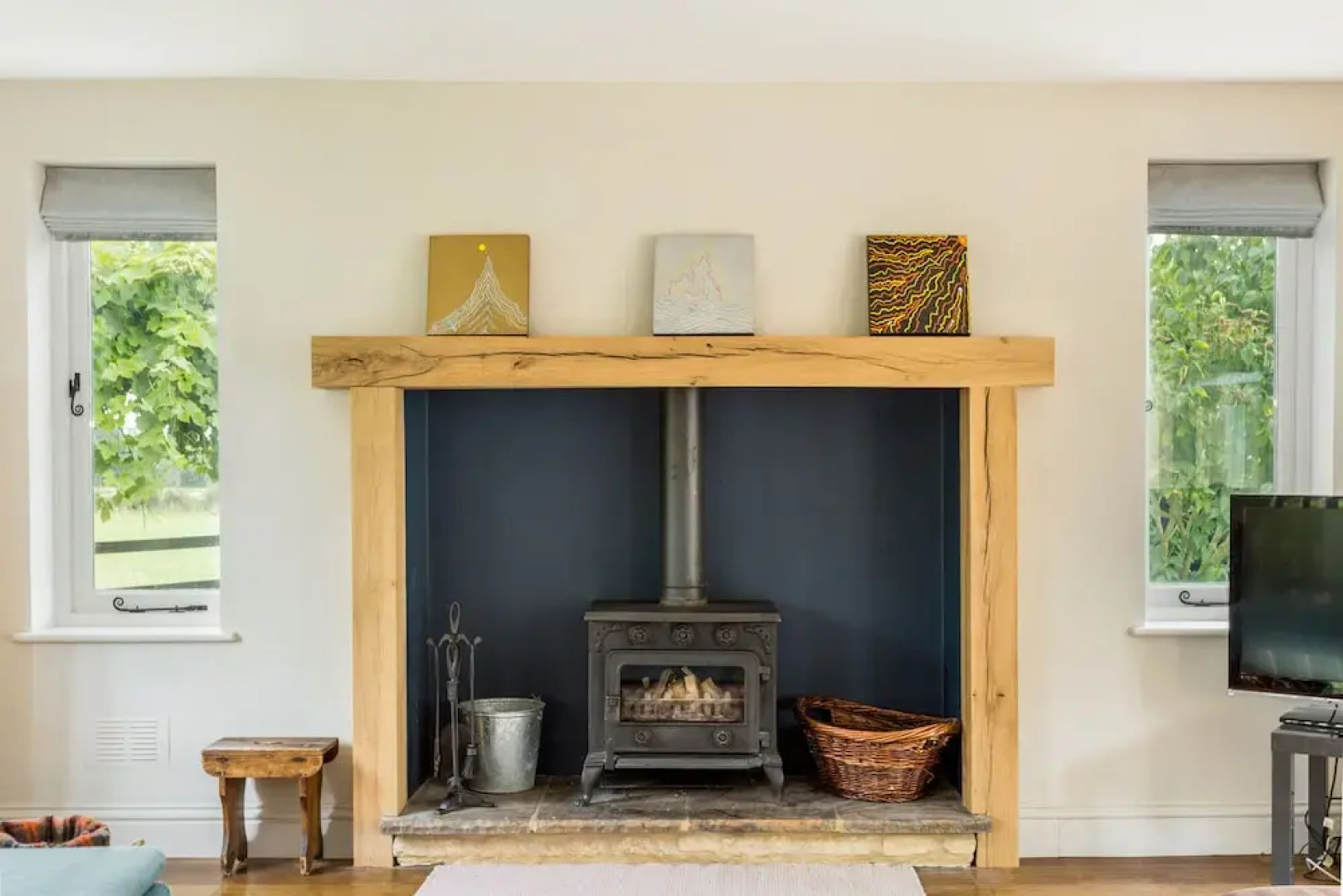 Spacious & Stylish Cotswold Family home