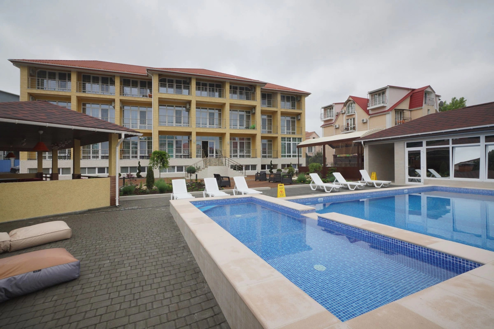 Золотой лев (Песчаное)