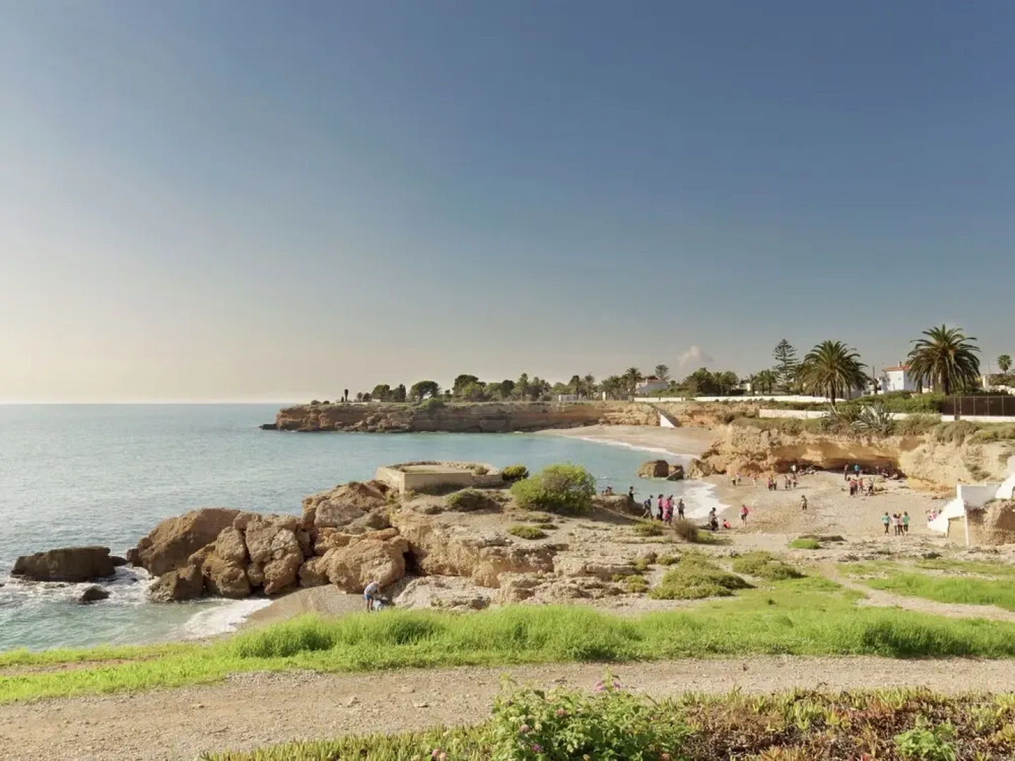 Quaint Apartment near Sea