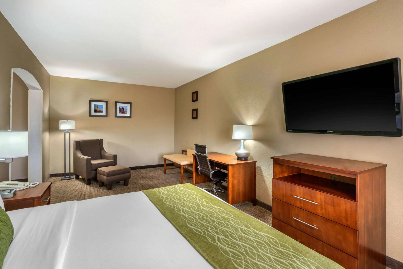 Comfort Inn & Suites Sacramento - University Area