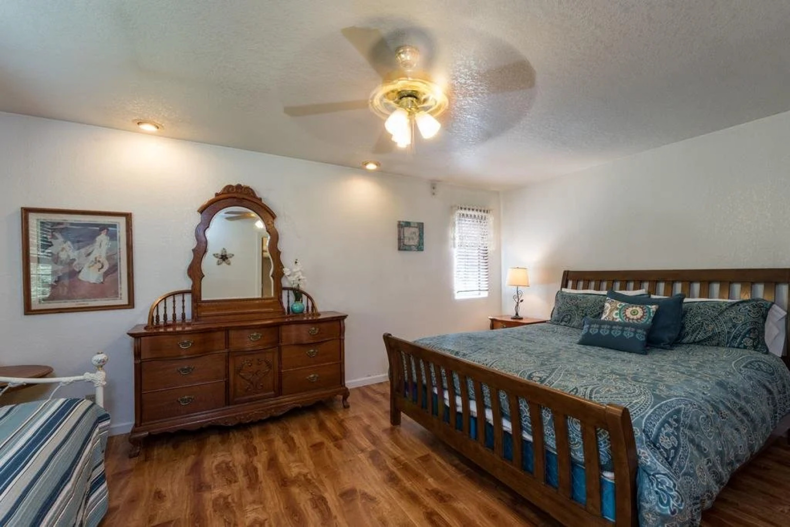 Inside Yosemite Mountain Beauty