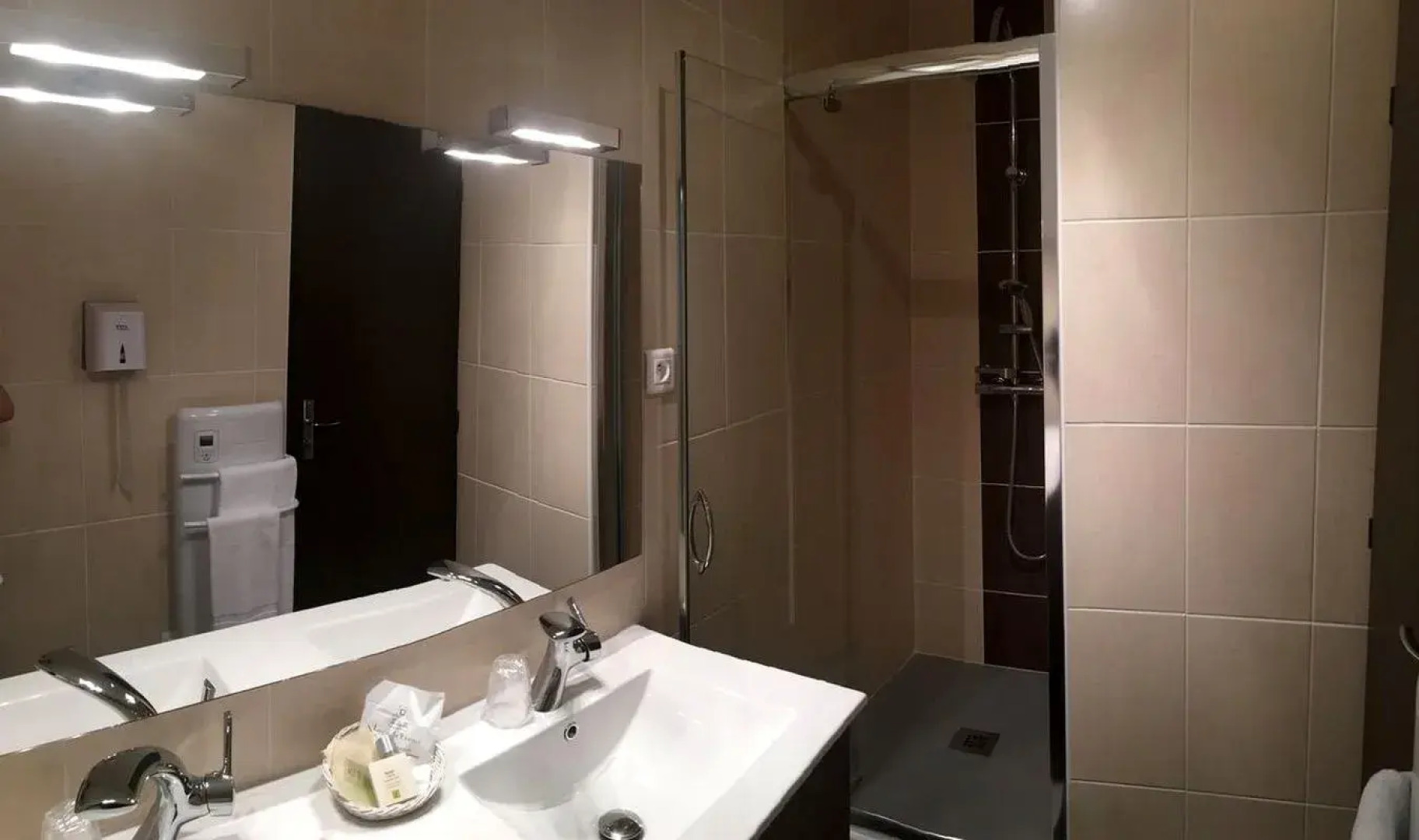 Hôtel le Relais de la Voie Sacrée