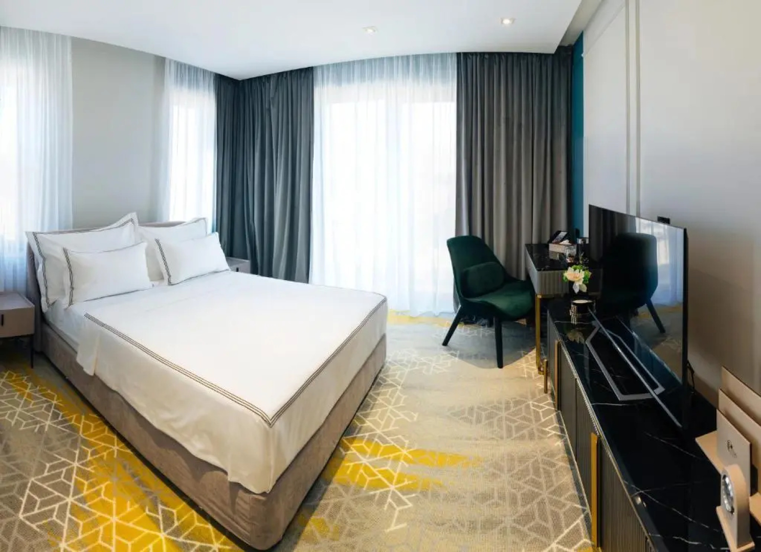 Arn Boutique Hotel