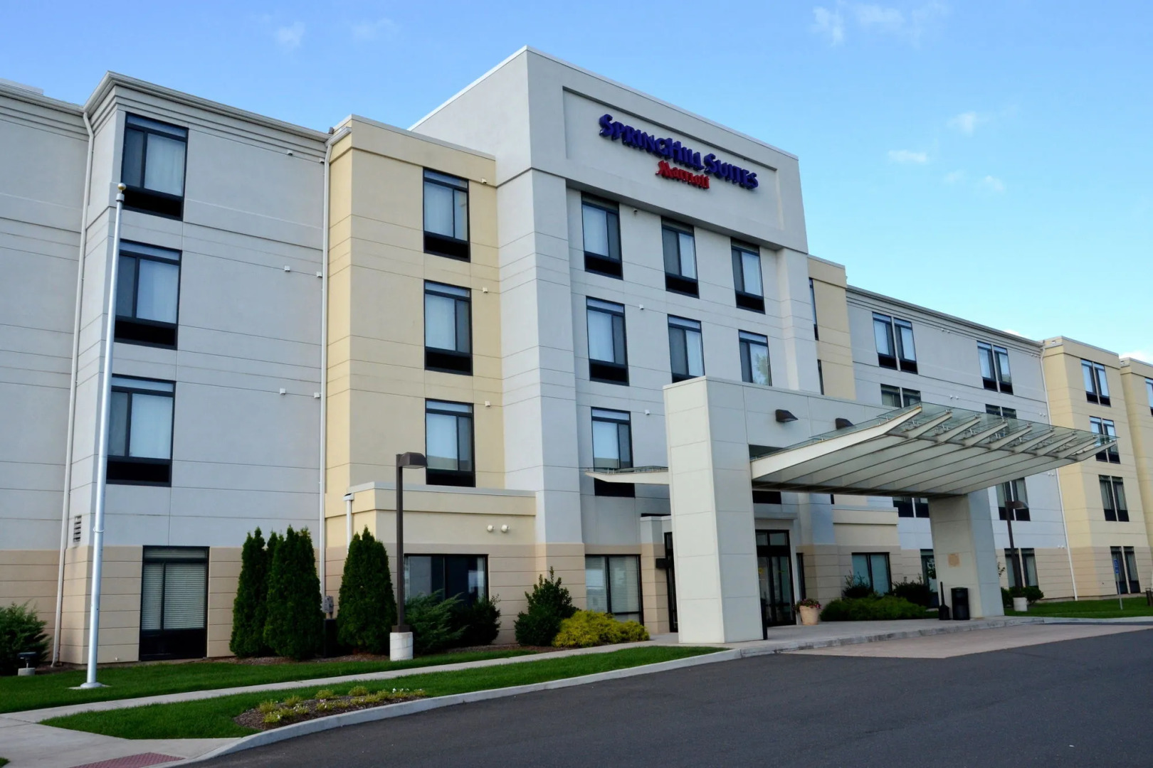 Springhill Suites Marriott Airport