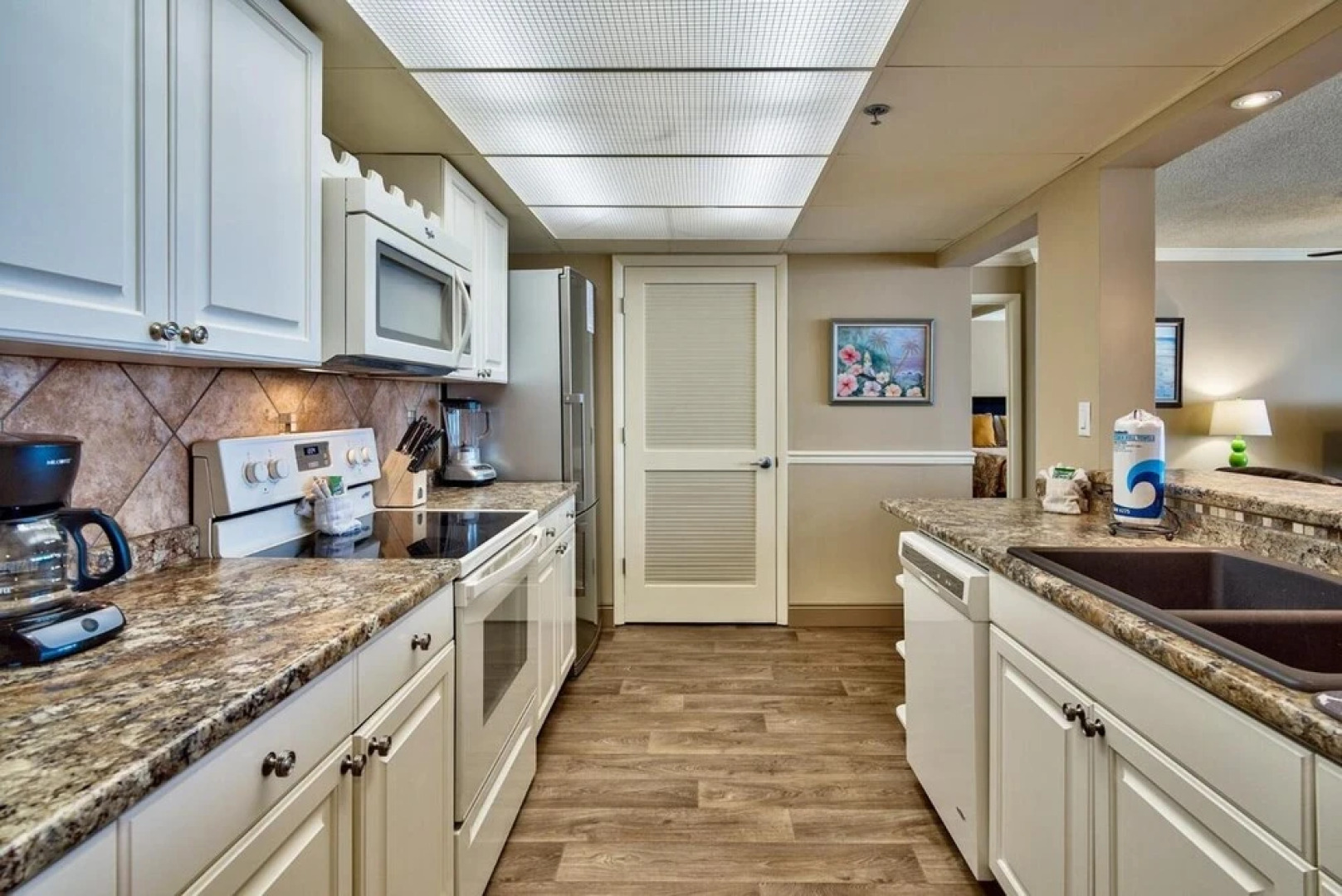 Long Beach 1 - 1104 - 663661