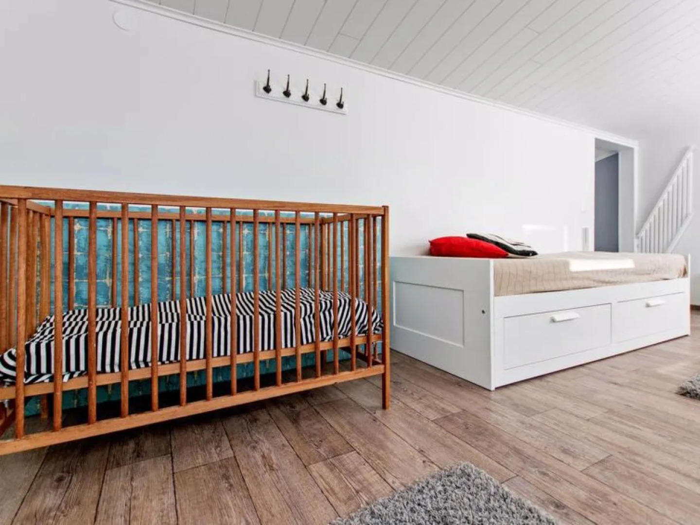 Skivillas 78 ukkohalla (7)