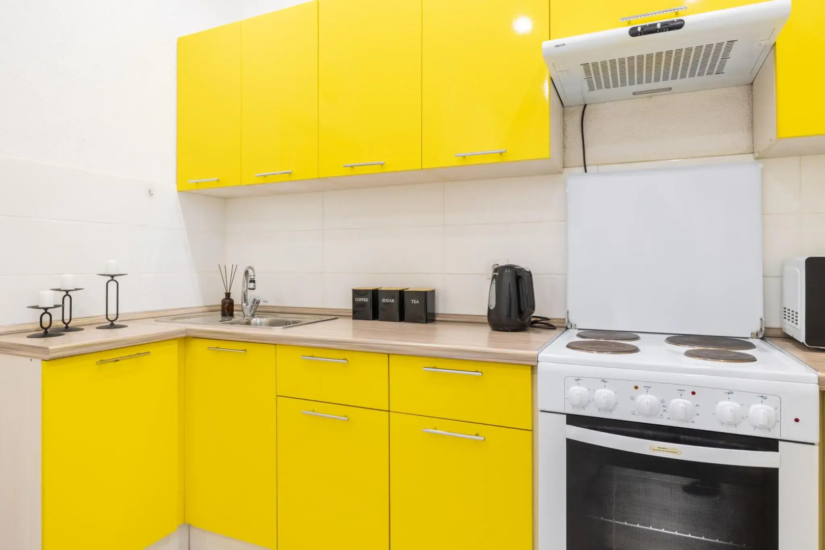 Апартаменты Комфорт на улице Разведчика Ахмерова 9