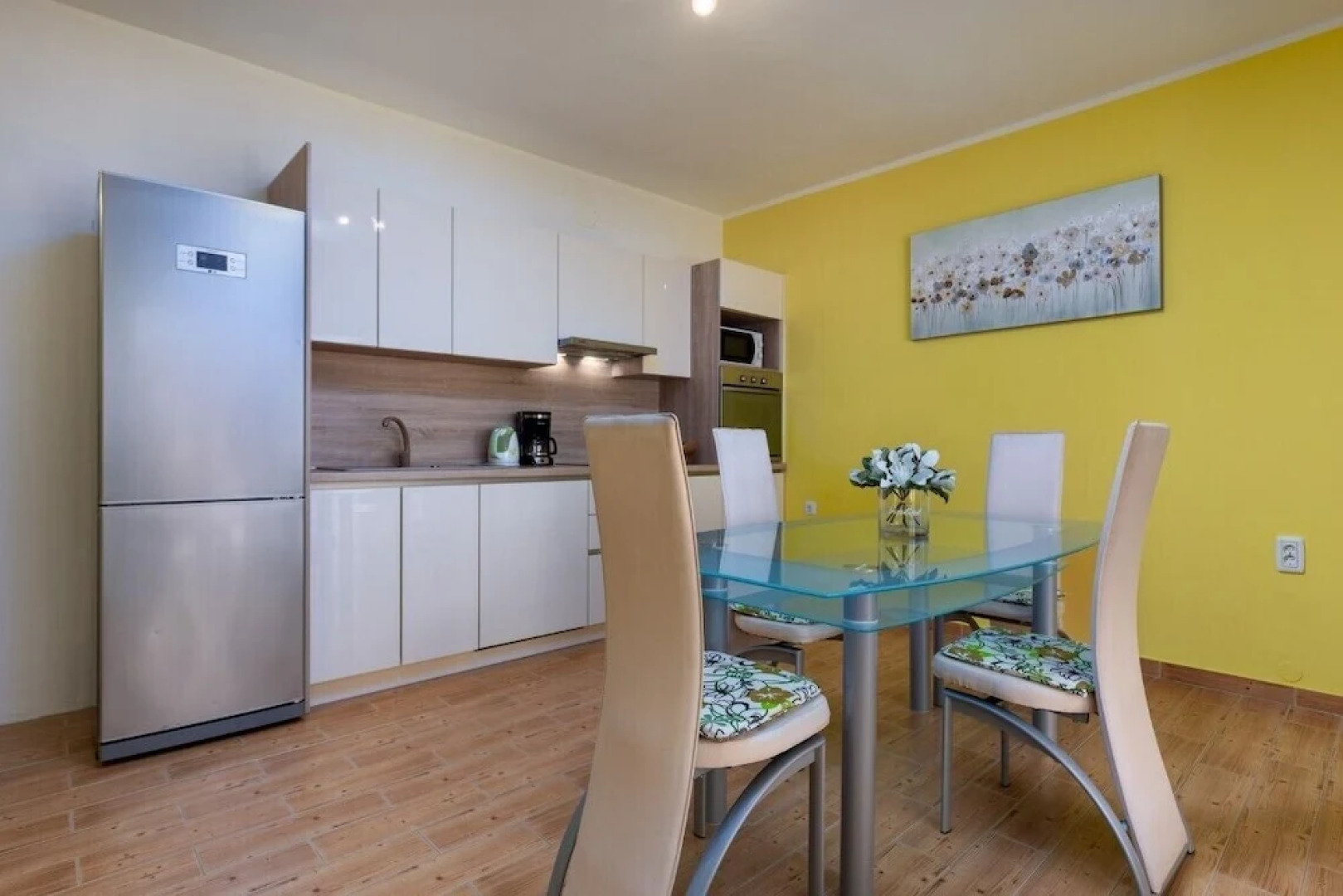 Comfort apartments with pool in Medulin