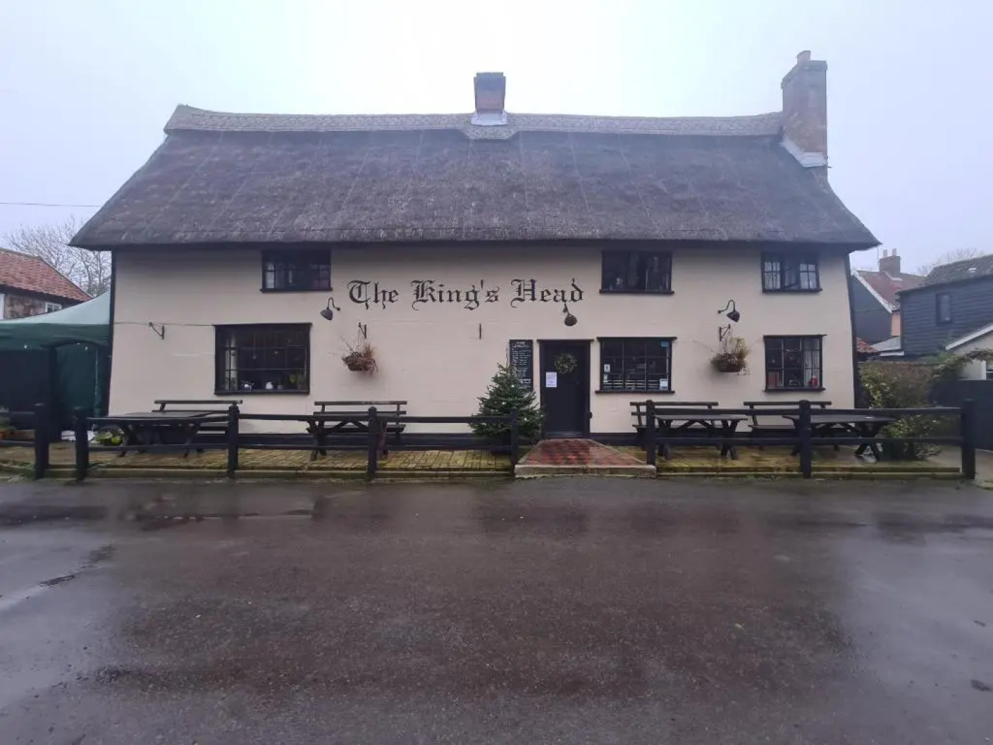 Kings Head Low House