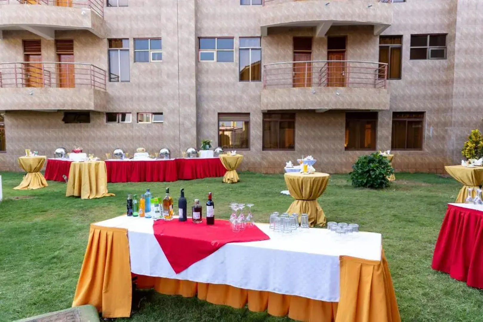 Maxland Hotel