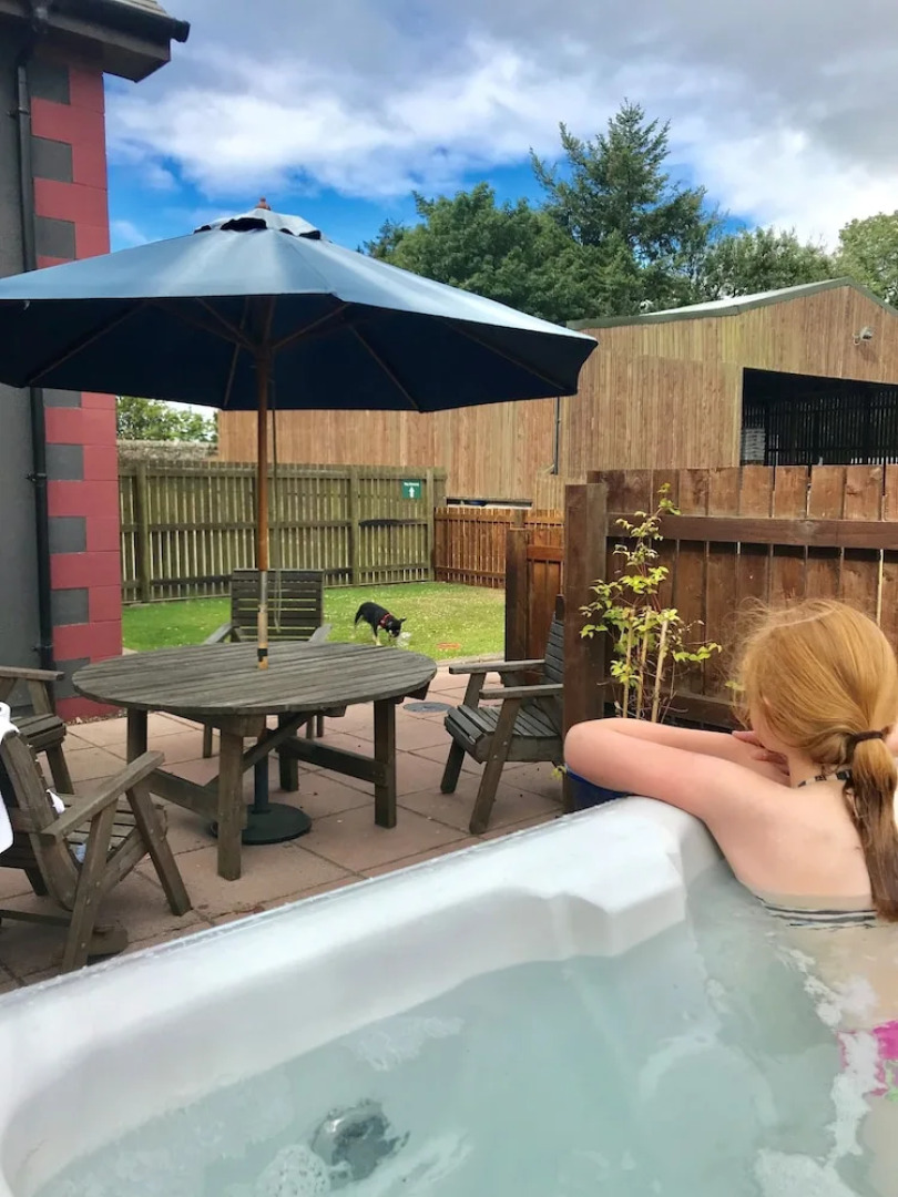 Keepers Lodge with Hot Tub