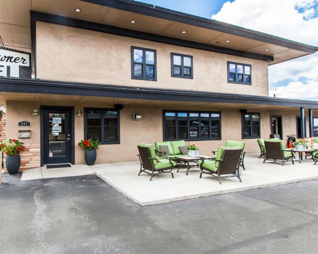 Rodeway Inn & Suites Downtowner-Rte 66