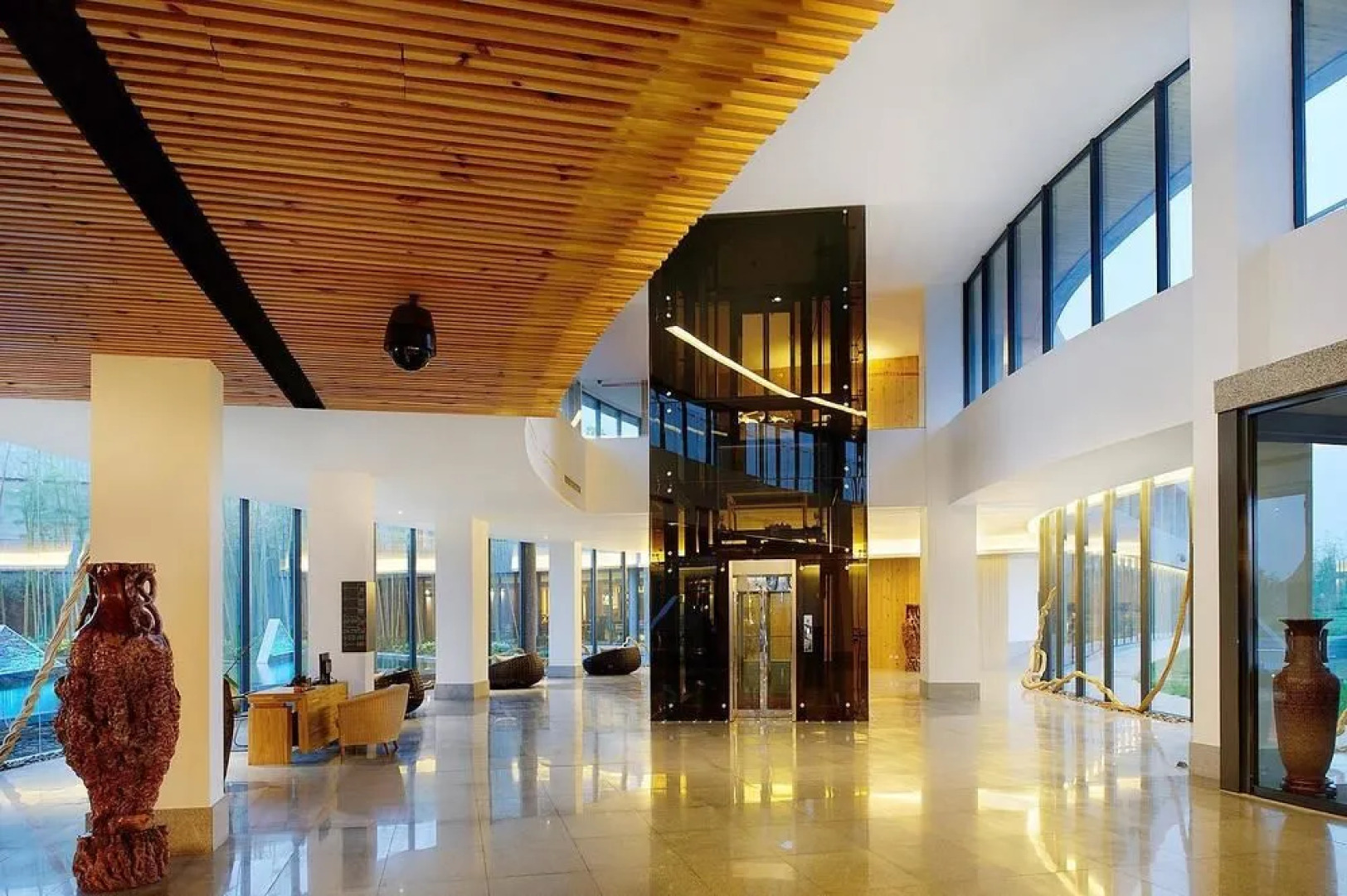 Bazhou MingTang Sun Moon Lake Hot Spring Hotel