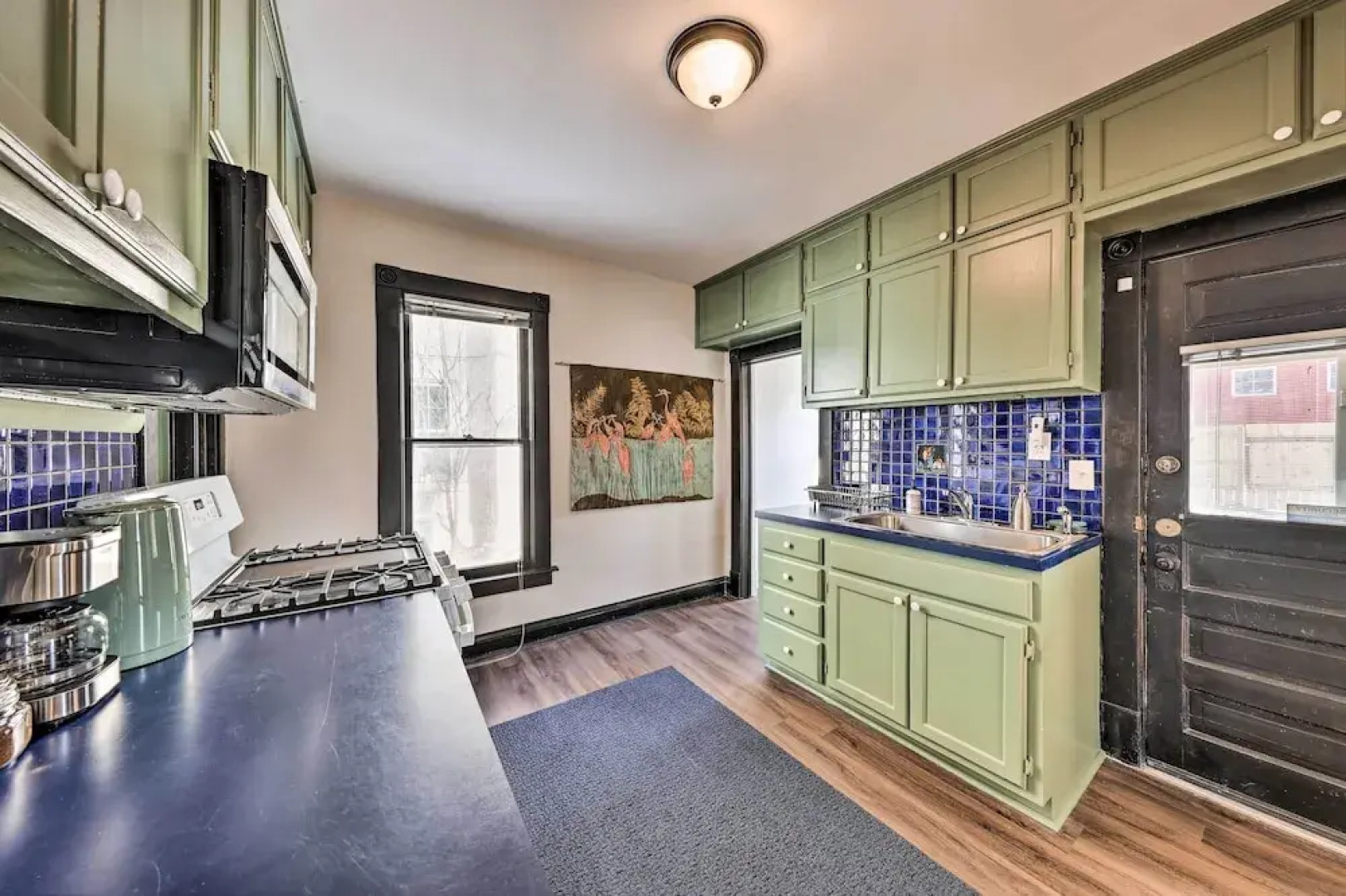 Newly Renovated Home Close to Dtwn Lawrence!