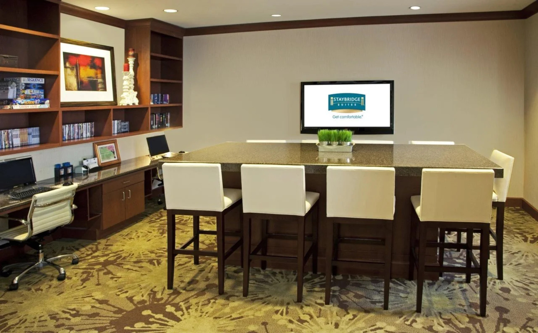 Staybridge Suites Chantilly - Dulles Airport by IHG