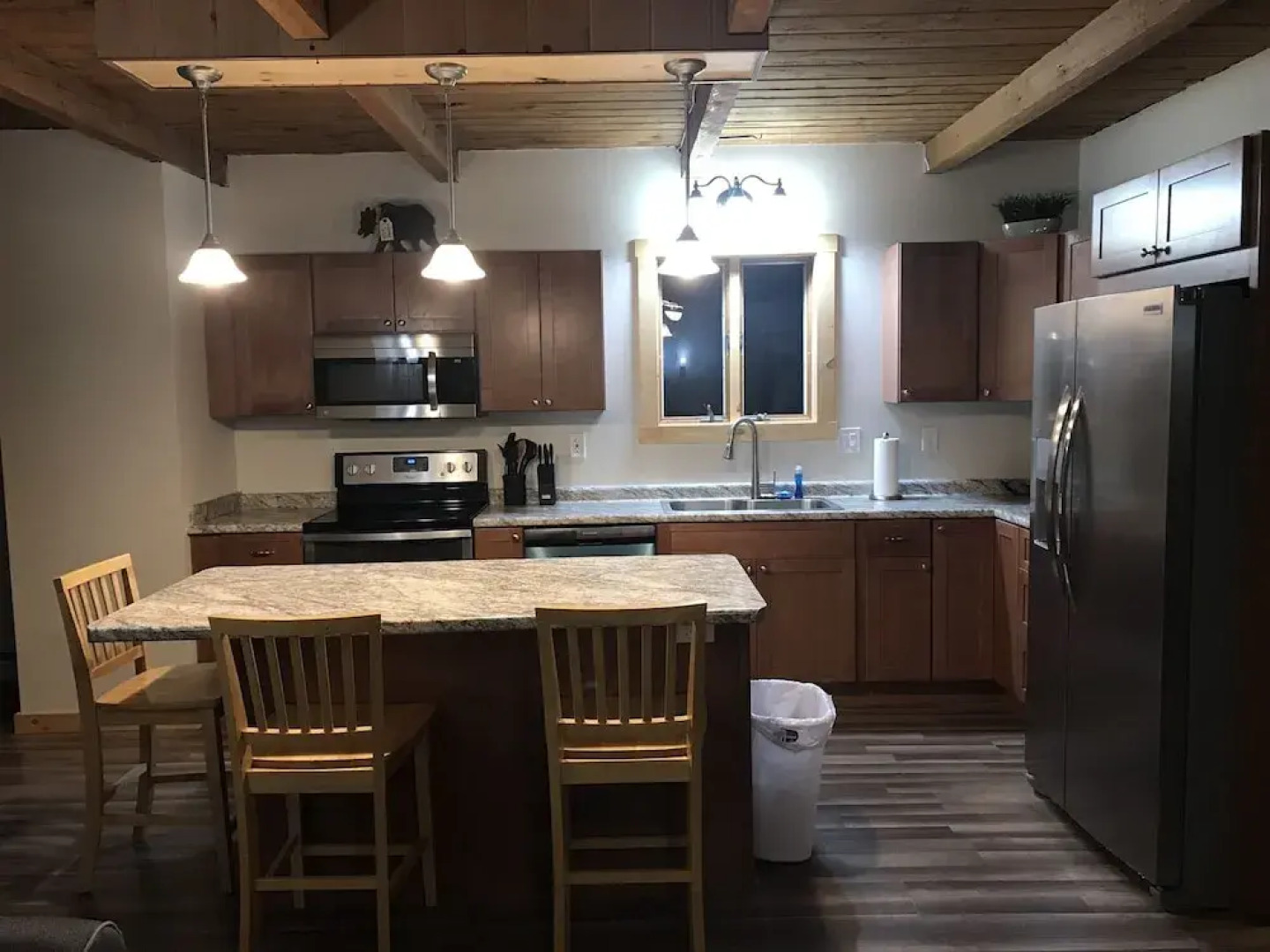 4 Bedroom 1 Bathroom Chocorua Beach