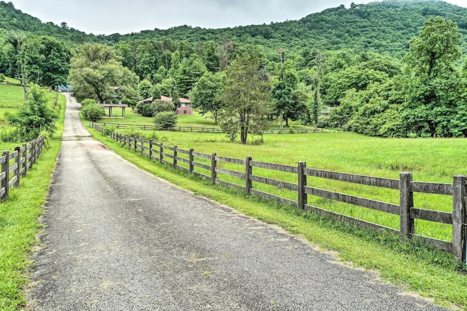 Pet Friendly Home w/ Hot Tub, Patio & Game Room!