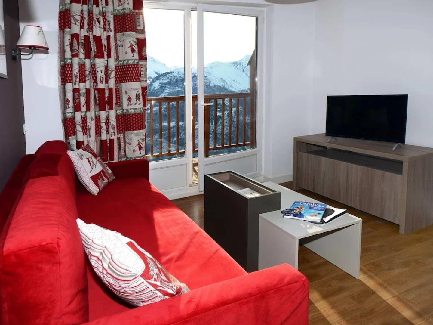 Alluring Apartment With a Dishwasher at 100 m. From the Slopes