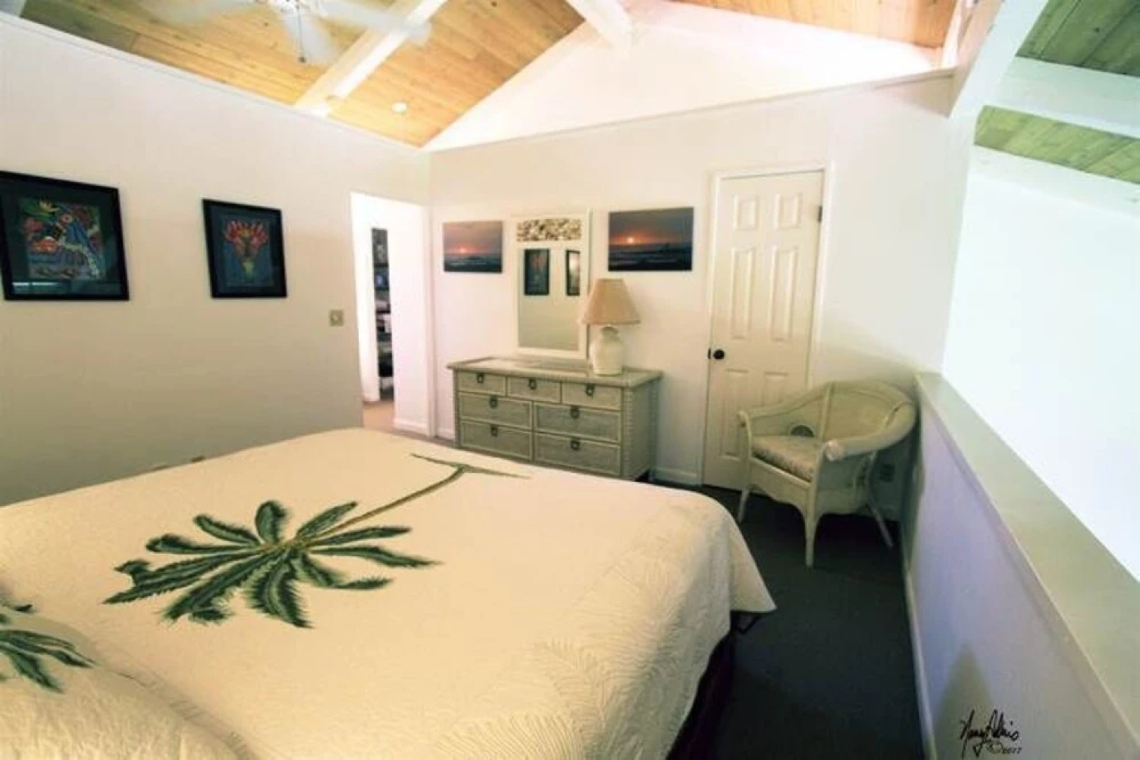 Condo With Great Sunsets and Golf Course Views