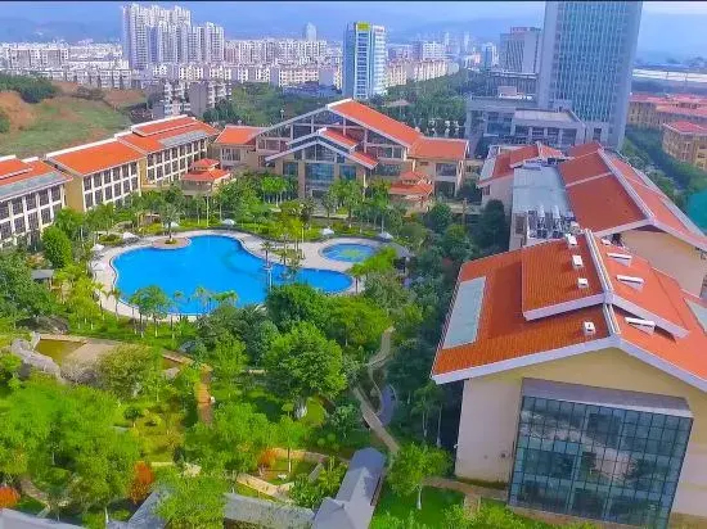 Diannan Phoenix Hotel