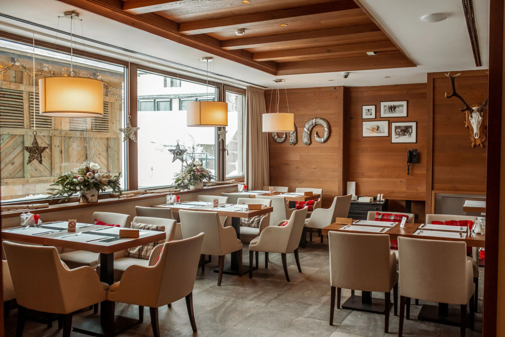 Отель Grey Family Hotel