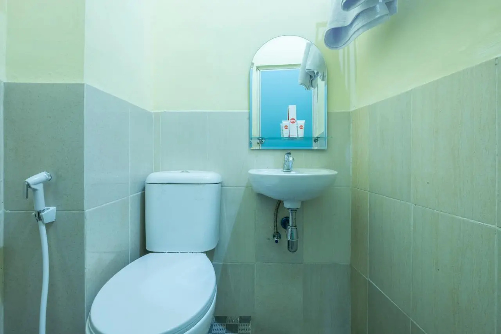 OYO 1120 Hotel Grand Liquid